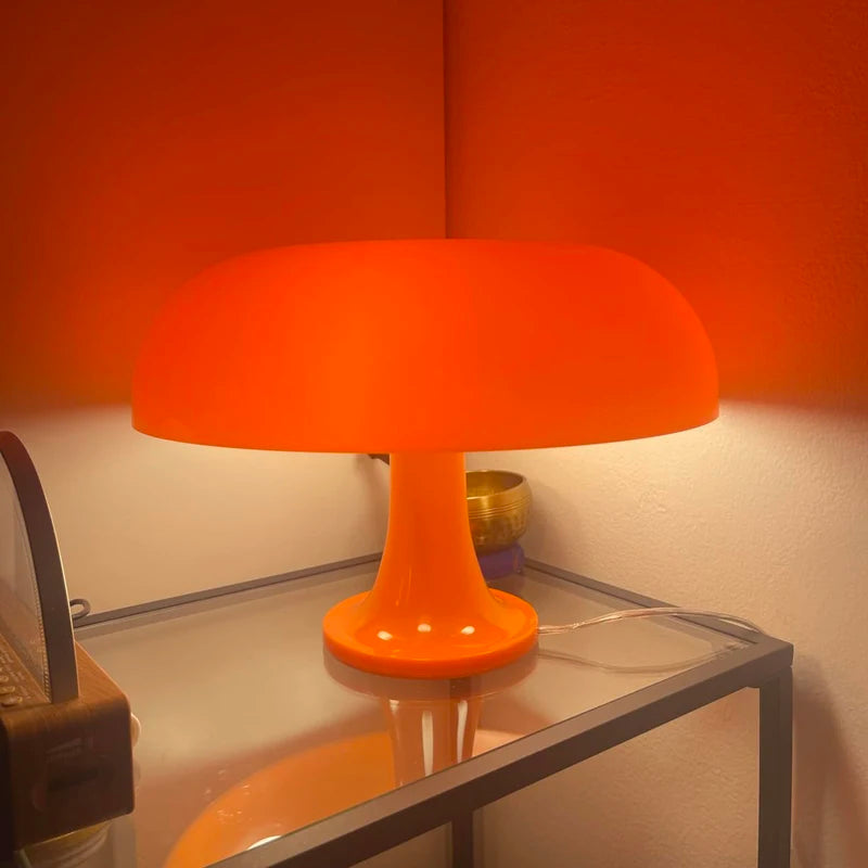 NESSO TABLE LAMP