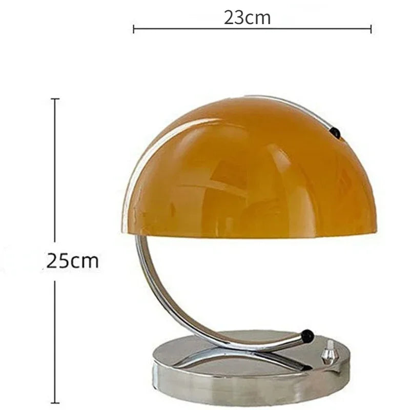 PIERRE TABLE LAMP