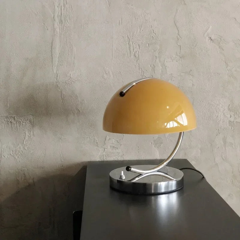 PIERRE TABLE LAMP